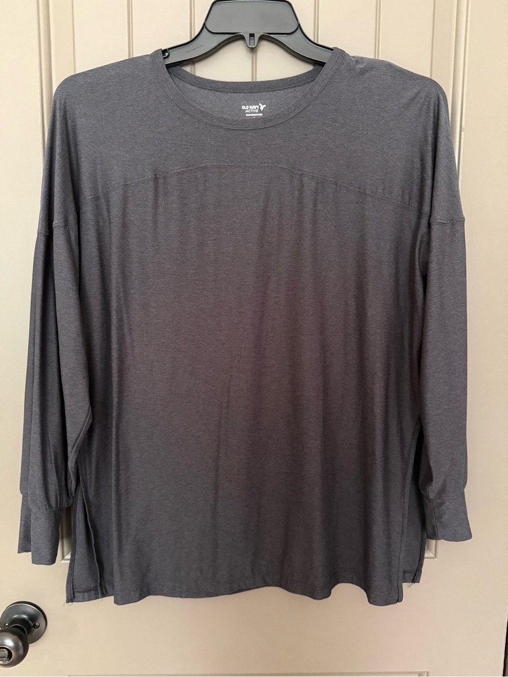 Old Navy Women's Charcoal Long Sleeve Crewneck Tunic Top